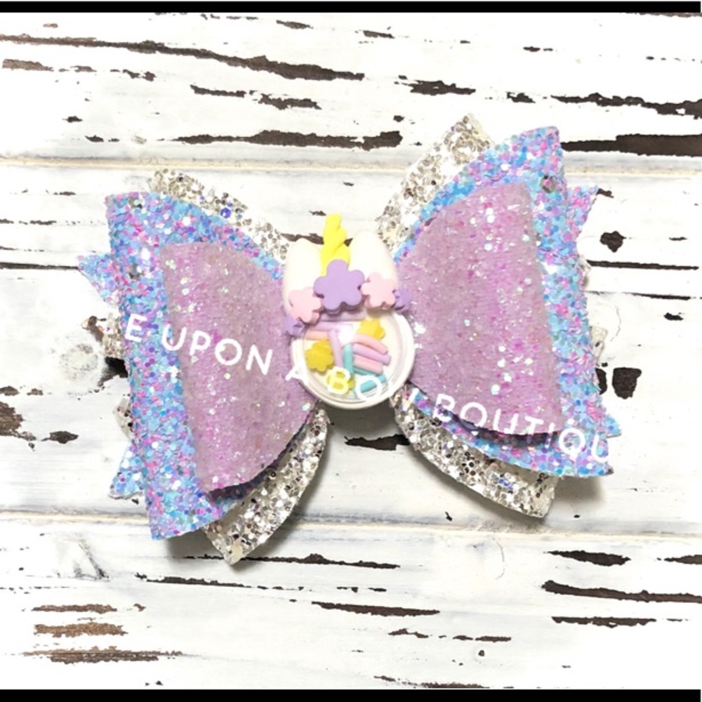 🎀Triple Stacked Trixie Bow